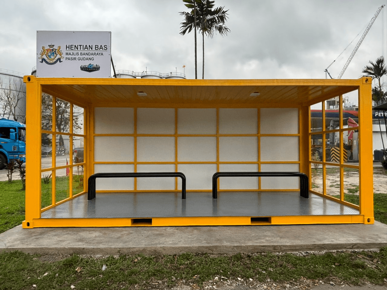 Bus Stop Container